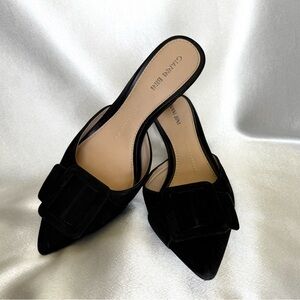 Gianni Bini Black Velvet Mules